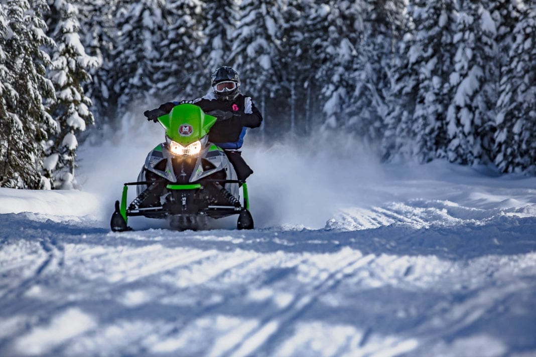 Arctic Cat ZR 8000 Sno Pro 137 2018 Essai Passion Motoneige Magazine