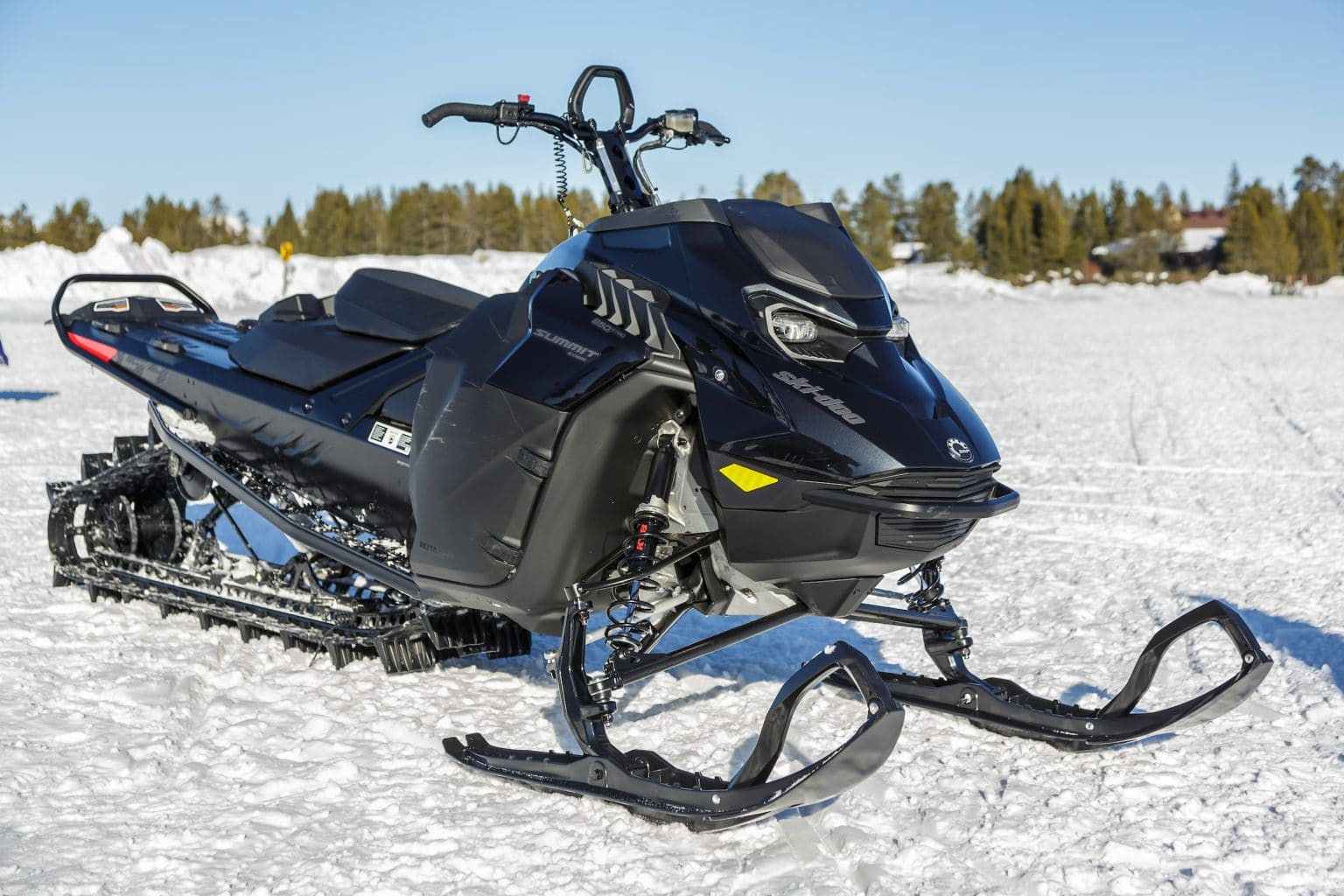 Ski Doo Summit 2023 ESSAI - Passion Motoneige Magazine