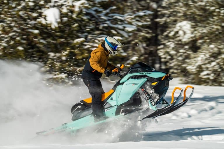 SKIDOO BACKCOUNTRY 2024 Passion Motoneige Magazine