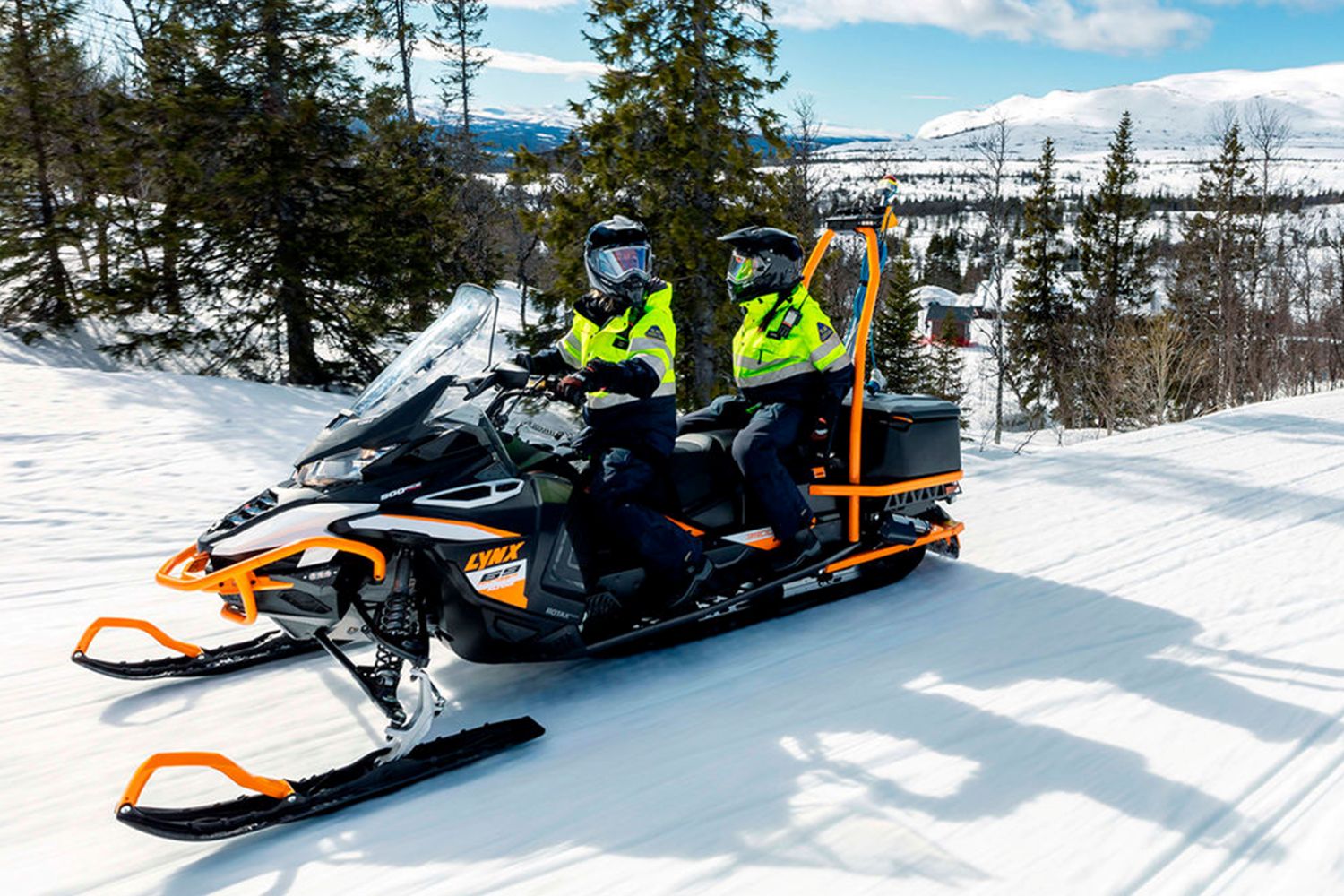 Motoneige pour une utilisation professionnelle. Ici un Lynx Ranger Photo Brp