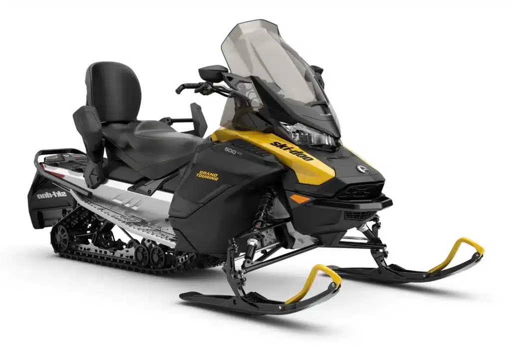 Ski-Doo 900 et 600 ACE Grand Touring