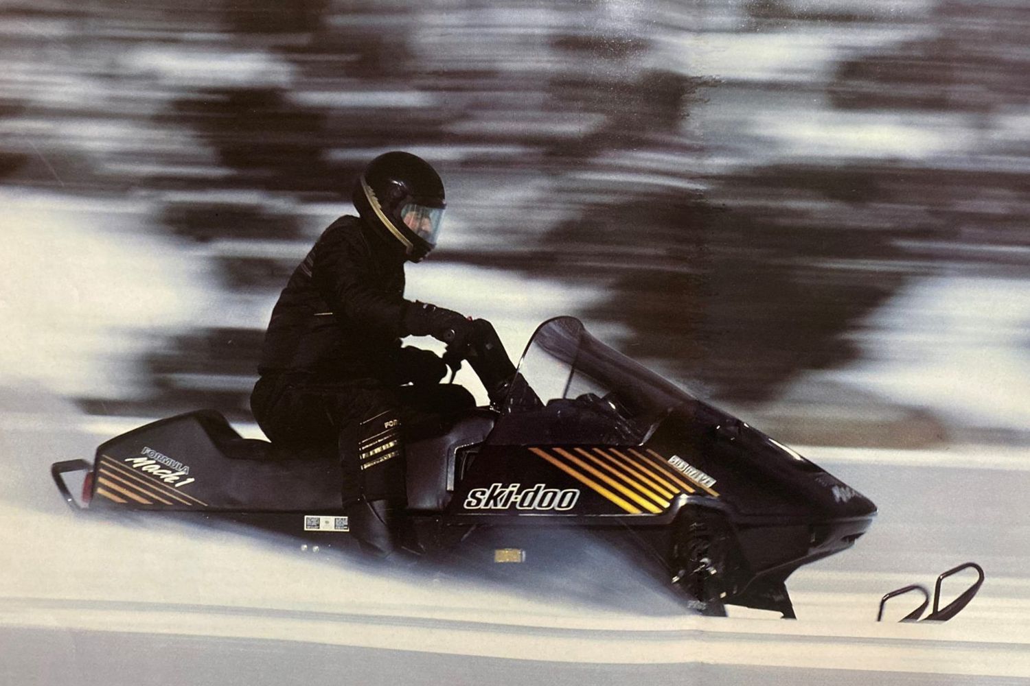 Le Ski-Doo Formula Mach 1 des années 90